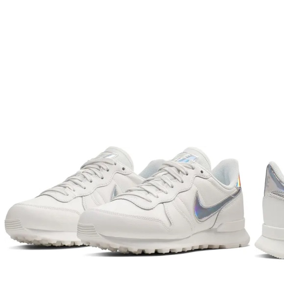 •SOLD✔️Nike Internationalist SE Sneaker - Picture 7 of 12